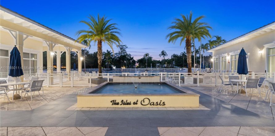 Condominio en Homestead, Florida, 3 dormitorios  № 1933916