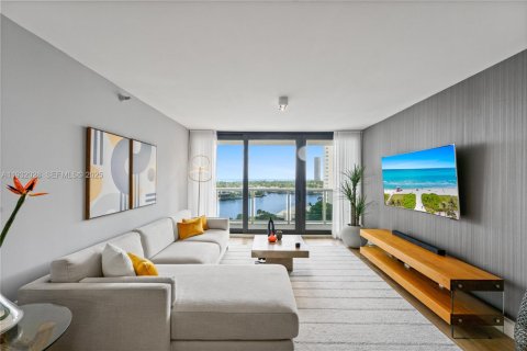 Купить кондоминиум в Авентура, Флорида 2 спальни, 93.92м2, № 1990765 - фото 3