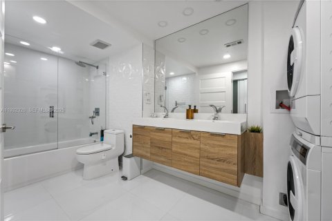 Купить кондоминиум в Авентура, Флорида 2 спальни, 93.92м2, № 1990765 - фото 10