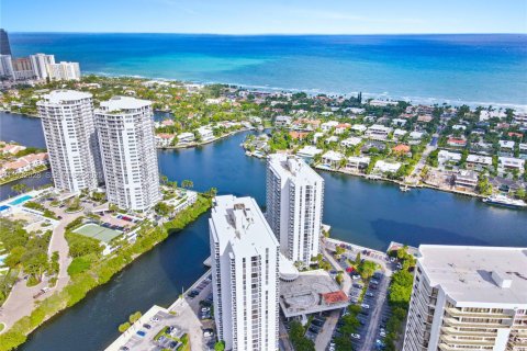 Купить кондоминиум в Авентура, Флорида 2 спальни, 93.92м2, № 1990765 - фото 24