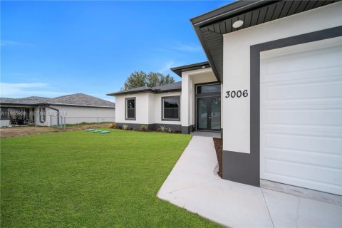 Casa en venta en Lehigh Acres, Florida, 4 dormitorios, 145.67 m2 № 2010665 - foto 4