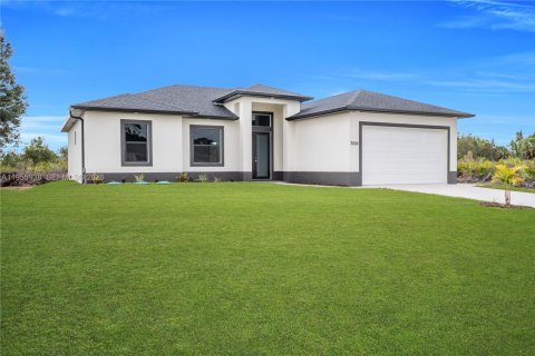 Casa en venta en Lehigh Acres, Florida, 4 dormitorios, 145.67 m2 № 2010665 - foto 3