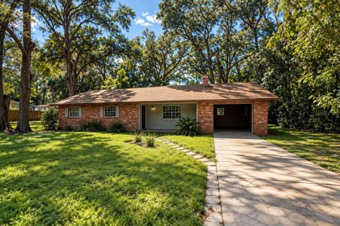 Casa en Ocala, Florida 3 dormitorios, 121.24 m2 № 2379140