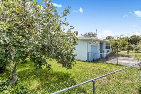 Villa ou maison à vendre à Daytona Beach, Floride: 3 chambres, 120.22 m2 № 2131108 - photo 5