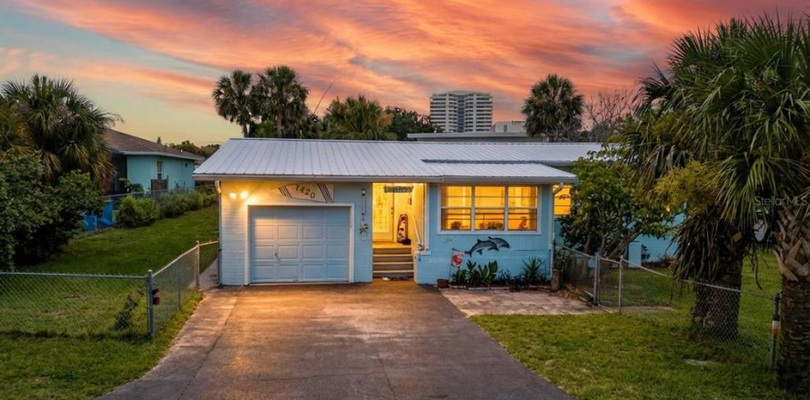 Villa ou maison à Daytona Beach, Floride 3 chambres, 120.22 m2 № 2131108