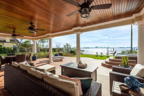Villa ou maison à vendre à Clearwater, Floride: 2 chambres, 161 m2 № 1630934 - photo 1