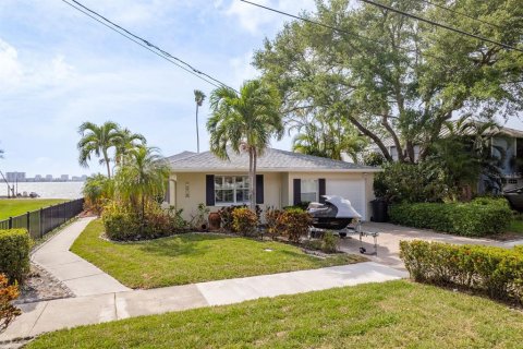 Villa ou maison à vendre à Clearwater, Floride: 2 chambres, 161 m2 № 1630934 - photo 3