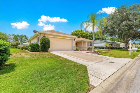 House in Summerfield, Florida 3 bedrooms, 163.51 sq.m. № 1746549 - photo 7