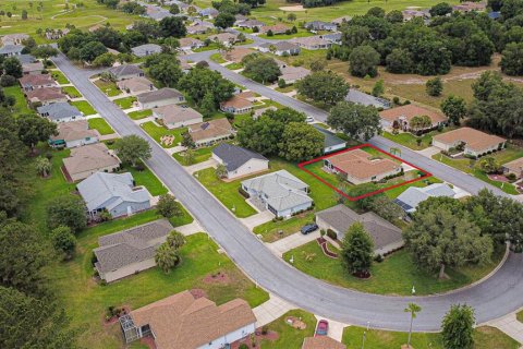House in Summerfield, Florida 3 bedrooms, 163.51 sq.m. № 1746549 - photo 25