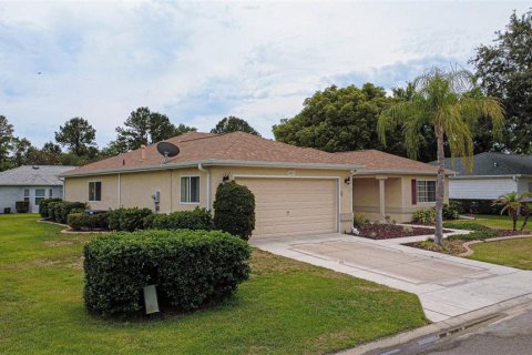House in Summerfield, Florida 3 bedrooms, 163.51 sq.m. № 1746549 - photo 9