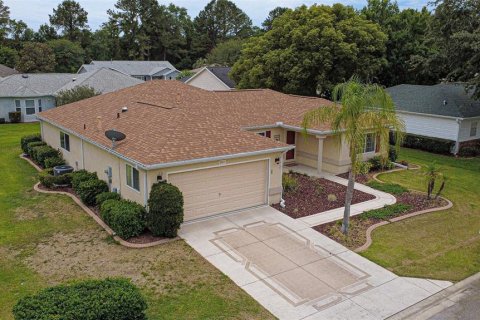 House in Summerfield, Florida 3 bedrooms, 163.51 sq.m. № 1746549 - photo 13