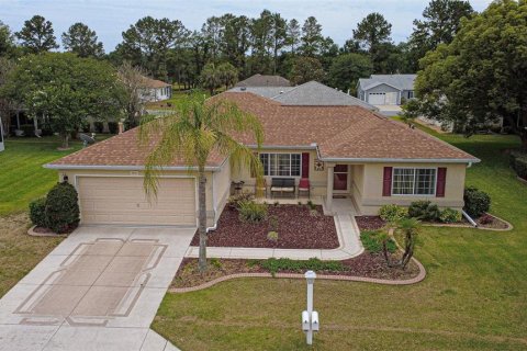 House in Summerfield, Florida 3 bedrooms, 163.51 sq.m. № 1746549 - photo 12