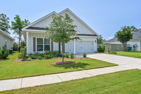 House in Freeport, Florida 3 bedrooms, 166.67 sq.m. № 562627 - photo 1