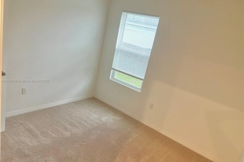 Casa en venta en Port St. Lucie, Florida, 4 dormitorios, 166.85 m2 № 1830945 - foto 9