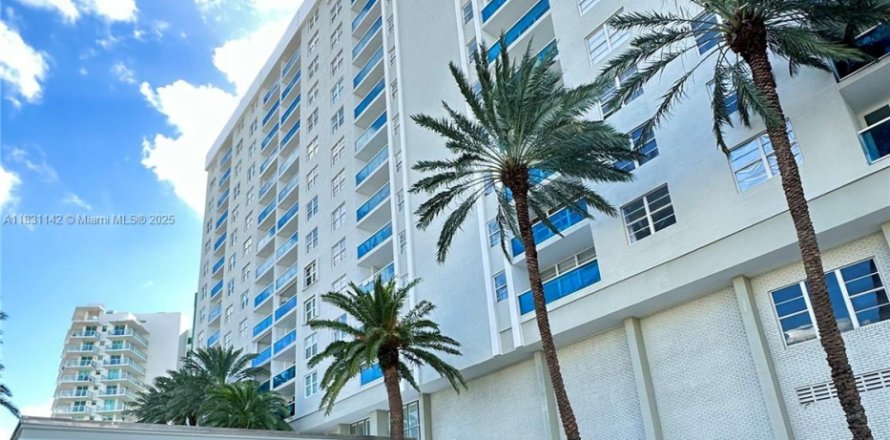 Condo à Miami Beach, Floride, 1 chambre № 1807592