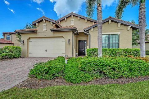 House in Nokomis, Florida 3 bedrooms, 184.32 sq.m. № 2151644