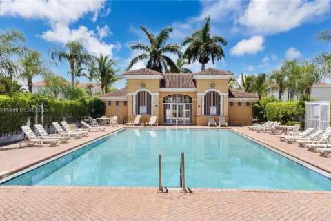 Townhouse in Homestead, Florida 4 bedrooms, 163.97 sq.m. № 1889954 - photo 24
