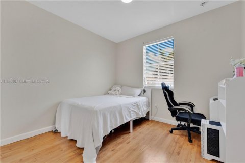 Townhouse in Homestead, Florida 4 bedrooms, 163.97 sq.m. № 1889954 - photo 15
