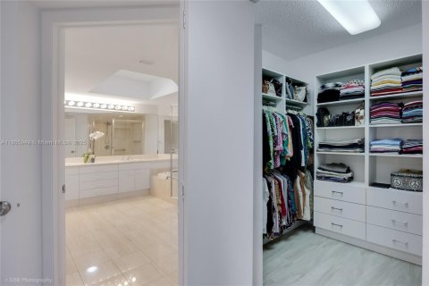 Condo in Aventura, Florida, 3 bedrooms  № 1875423 - photo 14