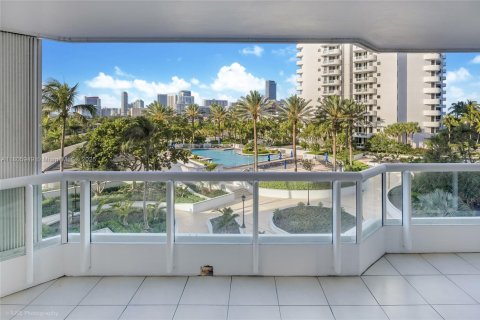 Condo in Aventura, Florida, 3 bedrooms  № 1875423 - photo 8