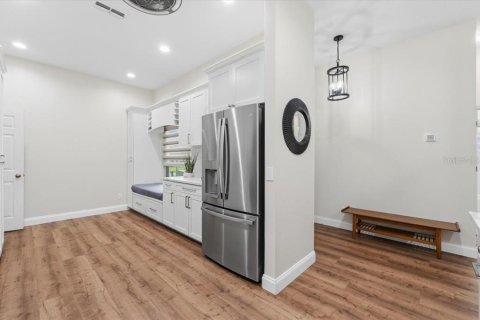 Casa en venta en Lakeland, Florida, 3 dormitorios, 153.38 m2 № 2225713 - foto 11
