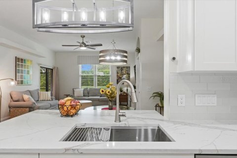 Casa en venta en Lakeland, Florida, 3 dormitorios, 153.38 m2 № 2225713 - foto 7