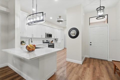 Casa en venta en Lakeland, Florida, 3 dormitorios, 153.38 m2 № 2225713 - foto 4