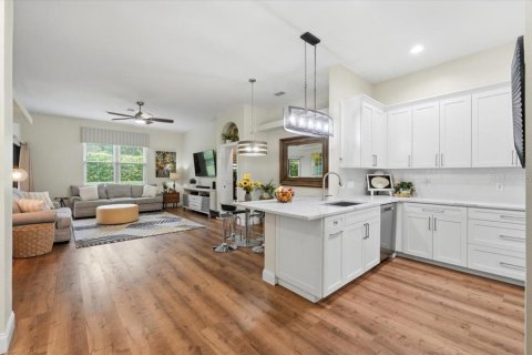 Casa en venta en Lakeland, Florida, 3 dormitorios, 153.38 m2 № 2225713 - foto 6