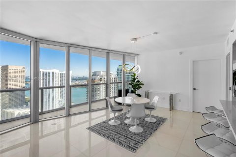 Condo in Miami, Florida, 2 bedrooms  № 2002916