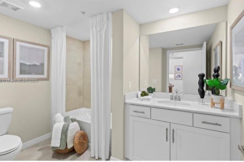 Condo in Ave Maria, Florida, 3 bedrooms  № 1944256 - photo 14