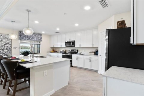 Condo in Ave Maria, Florida, 3 bedrooms  № 1944256 - photo 10