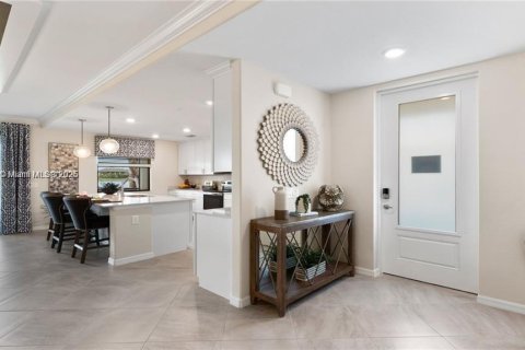 Condo in Ave Maria, Florida, 3 bedrooms  № 1944256 - photo 2