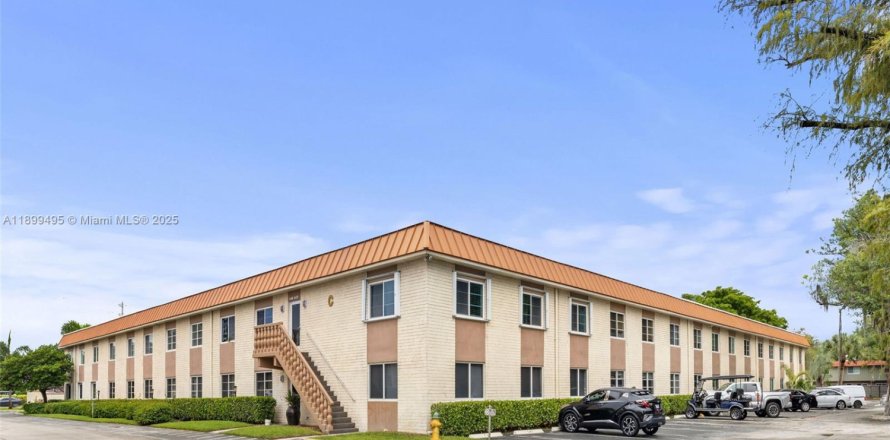 Condo in Wilton Manors, Florida, 2 bedrooms  № 1953301