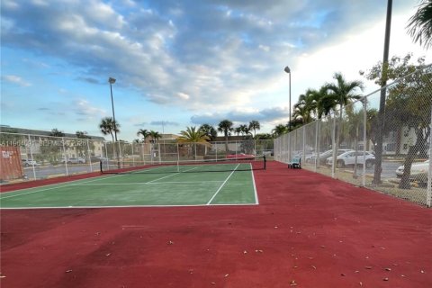 Copropriété à vendre à Tamarac, Floride: 1 chambre, 63.17 m2 № 2049892 - photo 27