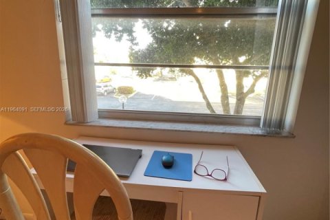 Copropriété à vendre à Tamarac, Floride: 1 chambre, 63.17 m2 № 2049892 - photo 11