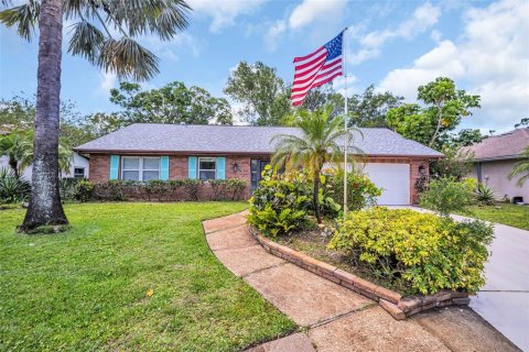 Casa en venta en Palm Harbor, Florida, 2 dormitorios, 143.81 m2 № 1751437 - foto 1