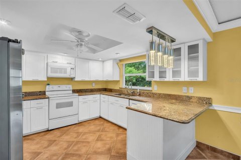 Casa en venta en Palm Harbor, Florida, 2 dormitorios, 143.81 m2 № 1751437 - foto 14