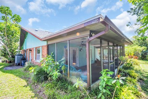 Casa en venta en Palm Harbor, Florida, 2 dormitorios, 143.81 m2 № 1751437 - foto 2