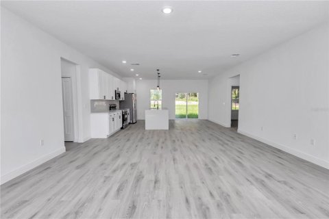 Casa en venta en Citrus Springs, Florida, 4 dormitorios, 164.81 m2 № 1906570 - foto 26