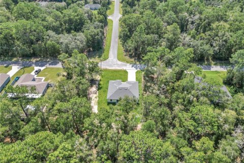 Casa en venta en Citrus Springs, Florida, 4 dormitorios, 164.81 m2 № 1906570 - foto 15
