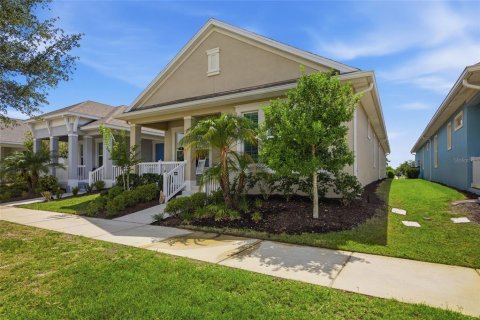 House in Apollo Beach, Florida 3 bedrooms, 184.13 sq.m. № 2201306 - photo 5