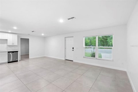 House in Titusville, Florida 3 bedrooms, 116.13 sq.m. № 1824422 - photo 5