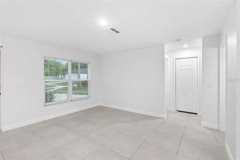 House in Titusville, Florida 3 bedrooms, 116.13 sq.m. № 1824422 - photo 11