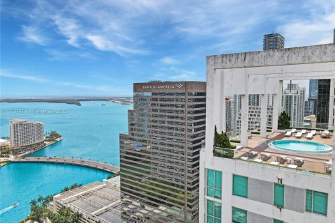 Condo in Miami, Florida, 2 bedrooms  № 1707942 - photo 12