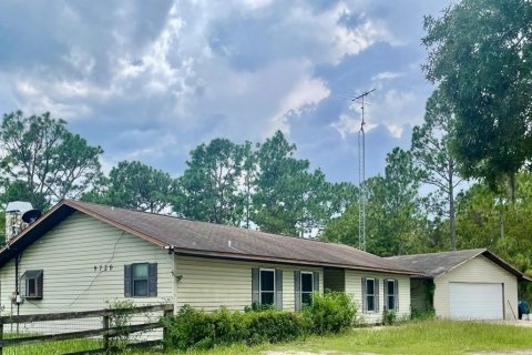 Casa en venta en Dunnellon, Florida, 3 dormitorios, 176.51 m2 № 1907163 - foto 1