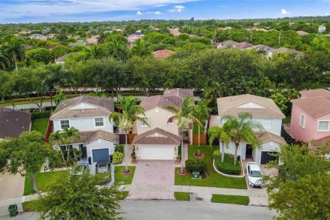 Villa ou maison à vendre à Homestead, Floride: 4 chambres, 179.12 m2 № 2083666 - photo 3
