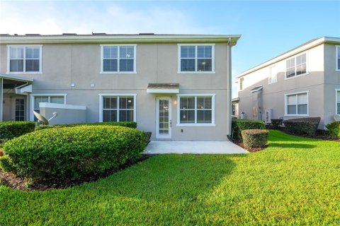 Touwnhouse à louer à Mount Dora, Floride: 4 chambres, 190.64 m2 № 2398777 - photo 3