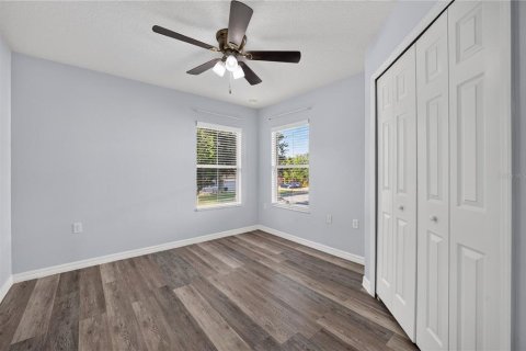 Touwnhouse à louer à Mount Dora, Floride: 4 chambres, 190.64 m2 № 2398777 - photo 16