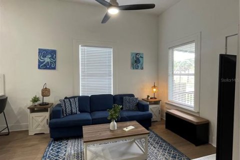 Casa en alquiler en Tampa, Florida, 3 dormitorios, 84.73 m2 № 1866139 - foto 3