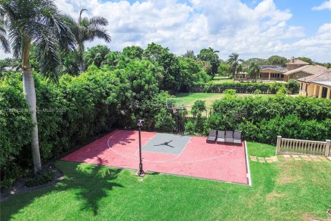 Casa en alquiler en Plantation, Florida, 5 dormitorios, 477.8 m2 № 1960869 - foto 6